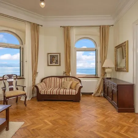 Villa Lovridor, 15 People Lovran