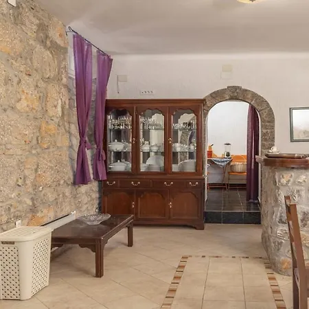 Lovridor, 15 People Villa Lovran