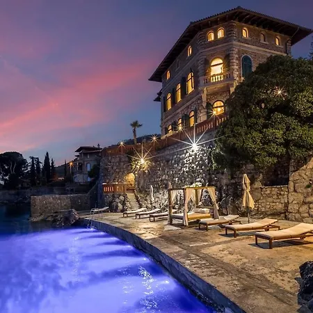 Villa Lovridor, 15 People